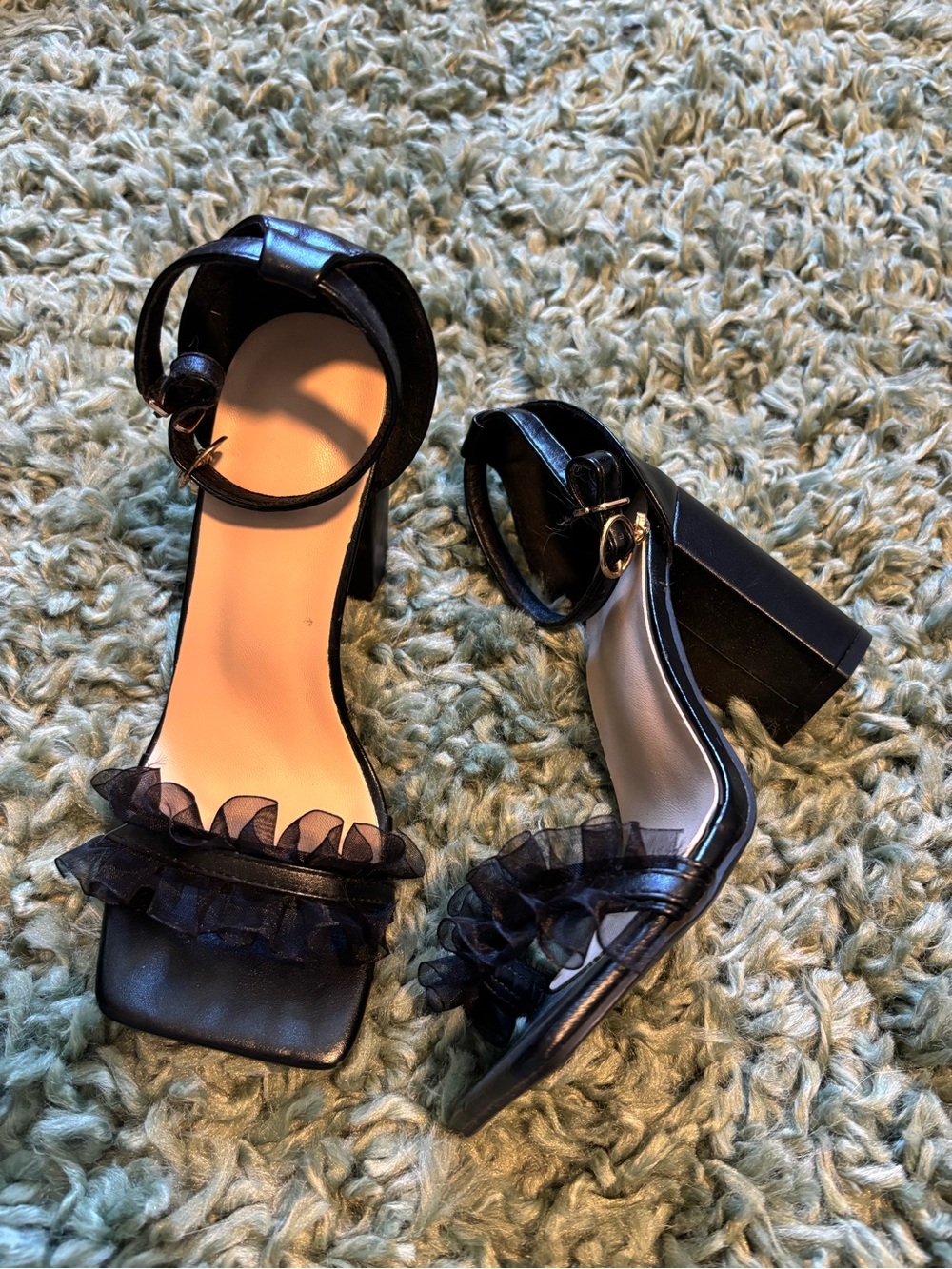 🖤Elegant Black Ruffle Block Heel with Gem Detail on Strap